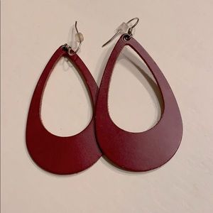 Nickel & Suede dark red select cutout earrings